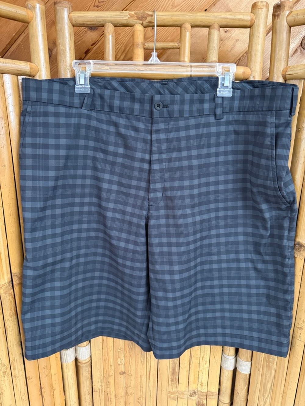 Nike Men's Black & Gray Plaid Flat-Front Shorts Size 40